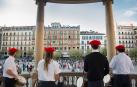 Actuación de la Banda de Txistularis de Pamplona en el quiosco de la Plaza del Castillo