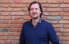Eduardo Laporte presenta hoy en Pamplona su libro 'Navarr-Madrid'.