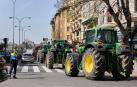 Los tractores han vuelto a circular este viernes por el centro de Pamplona.