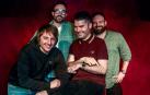 El grupo Supersubmarina posa ocho años después de su grave accidente de tráfico en el que casi pierden la vida volviendo de actuar en un festival de música veraniego