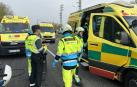 Los equipos de emergencia de Madrid en el lugar del accidente./