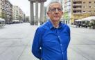 Adolfo García posa durante una entrevista en la que cuenta cómo se ha curado de la hepatitis./