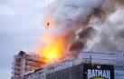 Fotos del incendio de la antigua bolsa de Copenhague. /