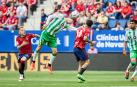 Fotos del Osasuna 0-2 Betis en El Sadar./