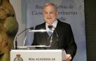José Antonio Mendizábal, durante la lectura de su discurso de ingreso en la Real Academia de Ciencias Veterinarias de España