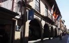 Fachada del Ayuntamiento de Sangüesa, en plena calle Mayor de la ciudad