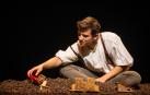 Hoy viernes y el domingo la ENT acoge la obra 'San Cristóbal. Historia de una fuga', con Teatros Mágicos.