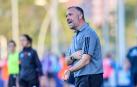 Josu Domínguez, entrenador de Osasuna Femenino, en el partido contra el Espanyol