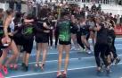 Las atletas han celebrado el logro por todo lo alto en la pista de Larrabide