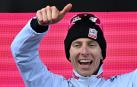 Pogacar celebra la victoria en la 15ª etapa del Giro de Italia 2024
