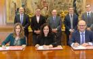 En la primera fila, de izquierda a derecha: Mara Castillo, presidenta de Fundación Dignia; Paloma Grau, vicerrectora de Investigación y Sostenibilidad; e Isidoro Jurado, patrono fundador y tesorero de Fundación Dignia. En segunda fila: Fernando de la Puente, director de I+D+I de la Universidad de Navarra; José Pereira, investigador de ATLANTES Global Observatory of Palliative Care del ICS y fundador de Pallium Canadá; Carlos Centeno, investigador principal de ATLANTES Global Observatory of Palliative Care del ICS; Jaime García del Barrio, director del ICS; Alex Hansen, director de Impacto Social de la Universidad de Navarra