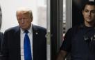 El ex presidente de Estados Unidos, Donald Trump, antes de escuchar el veredicto del jurado
