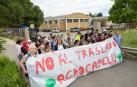 A: BLANCA ALDANONDO
F: 30/05/2024
P:  
L: TUDELA
T: LOS TRABAJADORES DE AGROCAPELU SE CONCENTRAN EN LA PUERTA DE LA ERMPRESA EN PROTESTA POR EL TTRASLADO