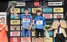 Podio excepcional de esta quinta etapa de Dauphinè con Tobias Bayer y Mathis Le Berre recogiendo conjuntamente el premio a la combatividad