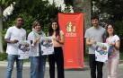 Steven Balanta, voluntario; Helena Gallego, gerente; Miriam Rivas, capitana de Osasuna; Iñigo Asensio, responsable de voluntariado; y Vanesa Alonso, trabajadora y usuaria de los programas de Anfa