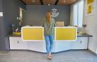 Las oficinas de Correos tienen más funciones que las de enviar paquetería