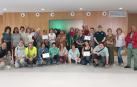 Alumnado del ceba, profesorado y personal voluntario en el acto de clausura