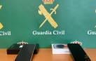 Imagen de dos de los móviles robados y recuperados por la Guardia Civil