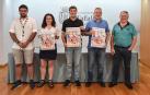 Desde la izda., Diego Ciérvide, responsable del grupo Scout Ibaialde; la concejala Maitane Fernández, el alcalde, Xabi Alcuaz; José Mari Velasco, director de la escuela de música; y Javier Osés, de los gaiteros de Tafalla
