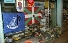 Puerta del comercio de Ángel Berrueta, tras su asesinato