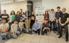 Trabajadores de la empresa navarra Embeblue, firma que ha creado el dispositivo