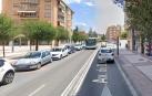 Una villavesa circulando por la avenida de Marcelo Celayeta