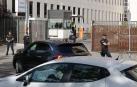El vehículo que trasladó a Begoña Gómez entró por el garaje a los juzgados de plaza Castilla en medio de grandes medidas de seguridad