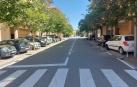 Los estacionamientos del lado derecho son ahora en línea y los vehículos no invaden la calzada