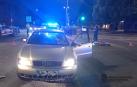 Estado del vehículo tras el atropello de los dos jóvenes en una bicicleta