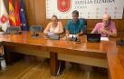 Larraitz Trinkado, Mikel Kolomo y Mikel González, en la rueda de prensa.