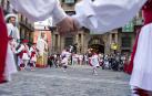 Kalejira multitudinaria hoy por el centro de Pamplona con motivo del 75º aniversario de Duguna.