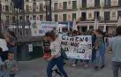 Vídeo de la concentración de profesores en Tudela, que ha terminado con algunos de los presentes bailando la Revoltosa alrededor del kiosco de la plaza de los Fueros