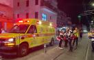 Al menos cuatro personas han muerto en un tiroteo realizado por dos supuestos terroristas este martes en el barrio de Jaffa, cerca de la estación de tranvía al sur de Tel Aviv
