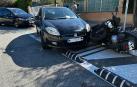 Imagen del vehículo que chocó contra varios vehículos estacionados en la Txantrea