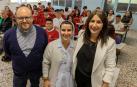 Óscar Azcona, Mapi Rodríguez y María Peralta, presentando el Domund en el colegio Santísimo Sacramento.