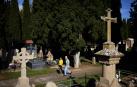 Foto del Día de Todos los Santos en 2024 en el cementerio de Pamplona./