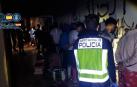 Agentes de Policía Nacional, custodiando a algunos de los detenidos

REMITIDA / HANDOUT por POLICÍA NACIONAL

Fotografía remitida a medios de comunicación exclusivamente para ilustrar la noticia a la que hace referencia la imagen, y citando la procedencia de la imagen en la firma

03/11/2024