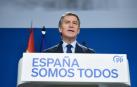 El presidente del Partido Popular, Alberto Núñez Feijóo, durante su comparecencia de este lunes