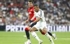 Lucas Torró persigue a Mbappé