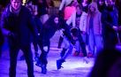 La pista de hielo habilitada en el paseo de Sarasate abrió sus puertas este viernes 29 de noviembre /