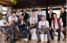 El equipo que compone la Era de los Nogales, con el chef Toñi Rodríguez en el centro