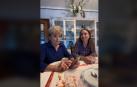 La abuela tiene muy claras sus preferencias futbolísticas