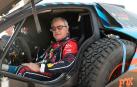 El piloto de Rally español Carlos Sainz, participa en las verificaciones técnicas previas al Rally Dakar 2025