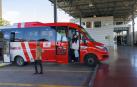 Viajeros en un autobús en la estación de Tudela