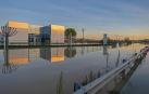 Imagen de la inundación del 12 de diciembre de 2021 en San Adrián, cuando el Ega se desborda a la altura del CNTA al confluir con el caudal de un Ebro ya muy crecido.