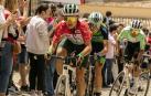 El pelotón de la Vuelta a Navarra 2024, en la etapa de Artajona