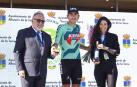 Diego Uriarte, en el podio de la Vuelta a Andalucía.