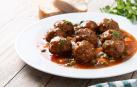 Imagen de archivo de unas albóndigas en salsa