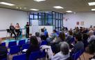 Mikel Armendáriz (Geroa Bai) y Aitzibier Campión (EH Bildu), durante el Foro de Barrio celebrado en la Escuela de Arte y Superior de Diseño de Pamplona