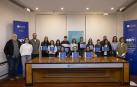 Alumnos ganadores de la ‘III Olimpiada sobre la Unión Europea’ junto a organizadores y autoridades invitadas al acto.